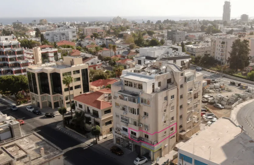 2-bedroom apartment for sale - 15156