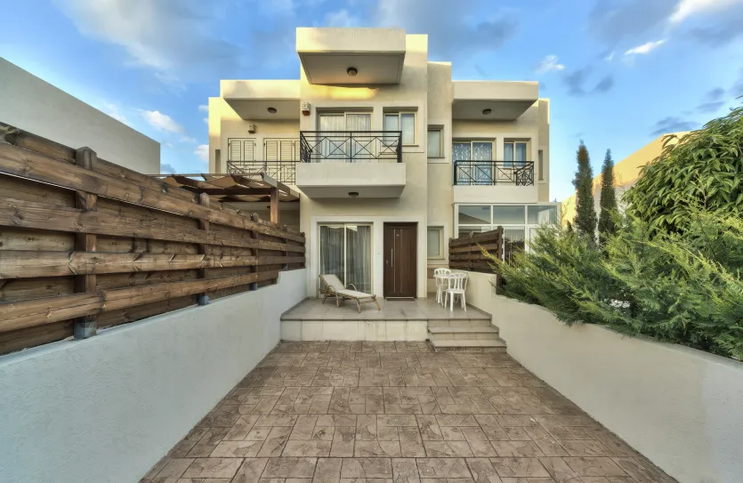 2-bedroom townhouse for rent - 15246