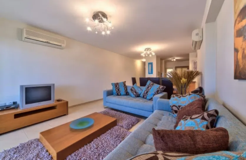 3-bedroom apartment for rent - 15295