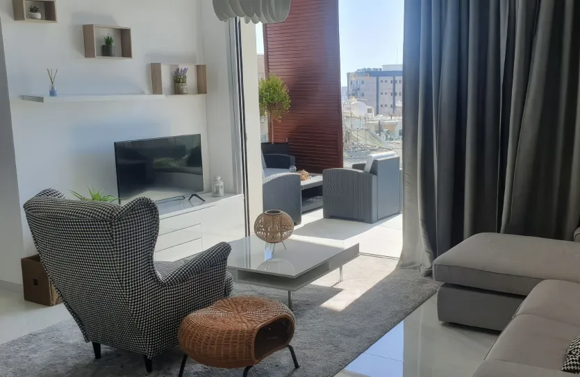 2-bedroom apartment for sale - 15307