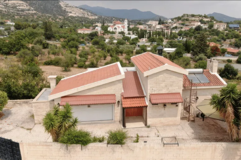 Дом в Апесии, Лимассол