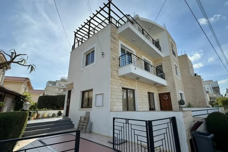 3 bedroom villa in Kapsalos, Limassol - 15366