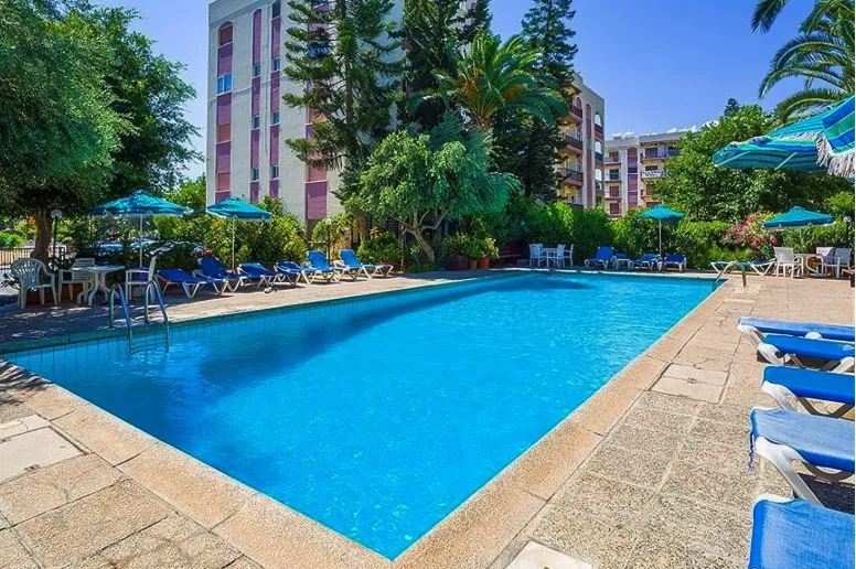 Apartment in Germasogeia, Limassol - 15379