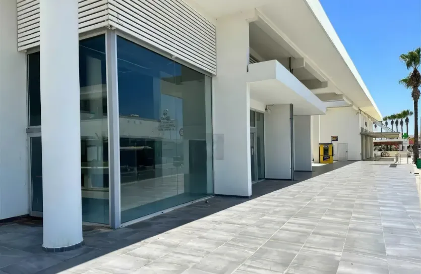 Shop for rent - 15440