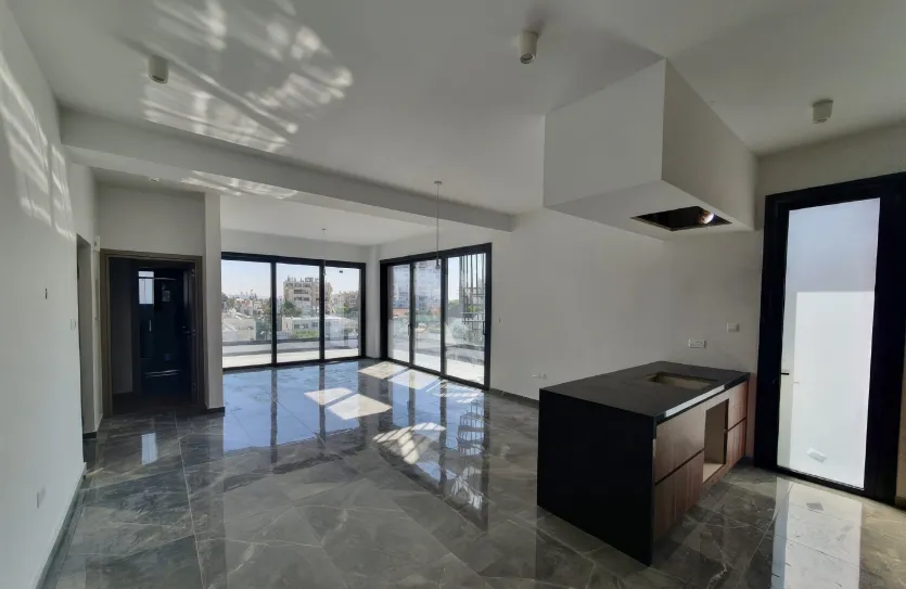 3-bedroom apartment for sale - 15541