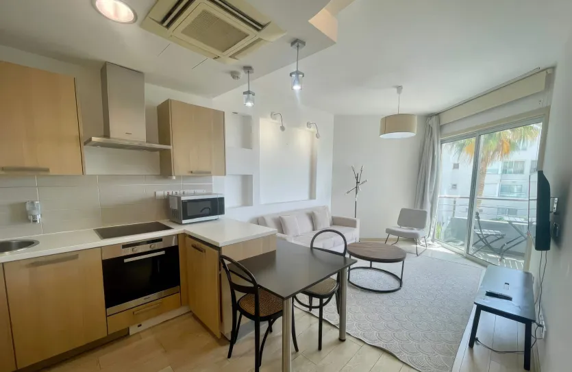 1-bedroom apartment for sale - 15550