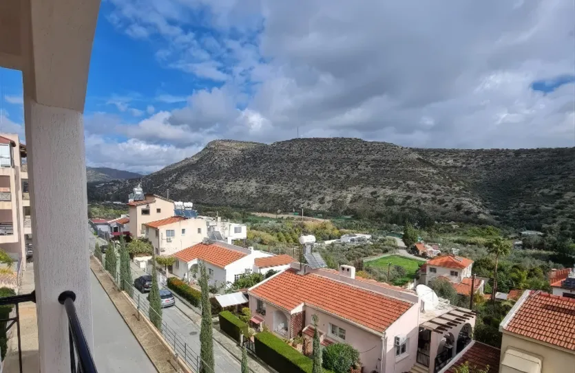 2-bedroom apartment for sale - 15557