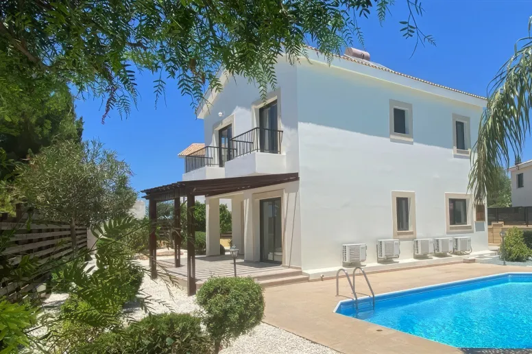 Дом в Куклии, Пафос