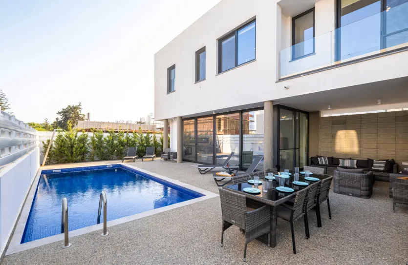 3-bedroom villa for sale - 15613