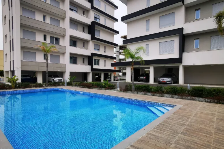 Квартира в Агиос Тихонас, Лимассол