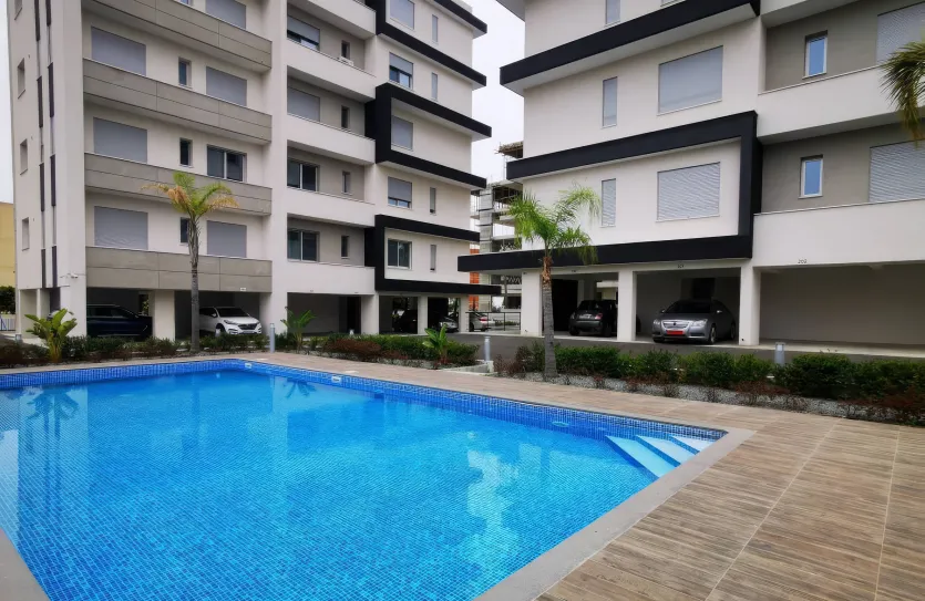 Квартира с 3-мя спальнями продажа - 15659