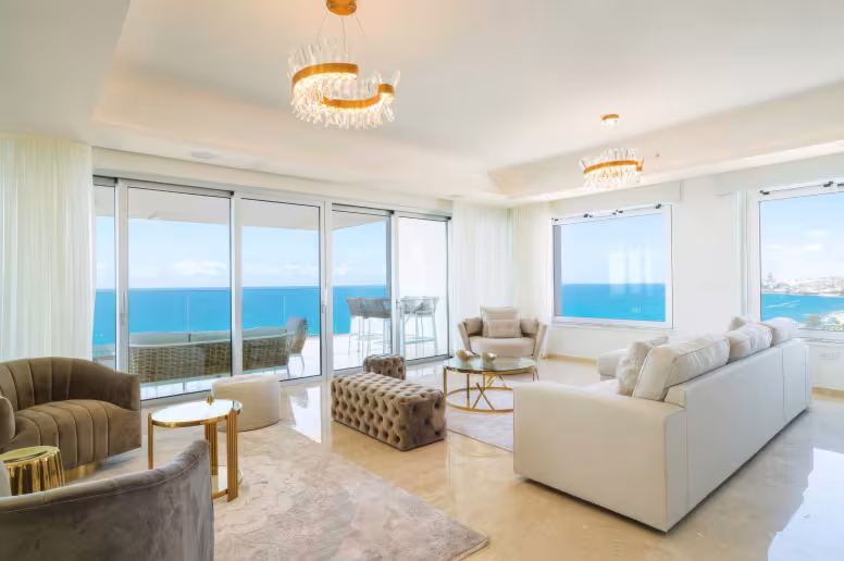 4 bedroom penthouse in Parekklisia, Limassol