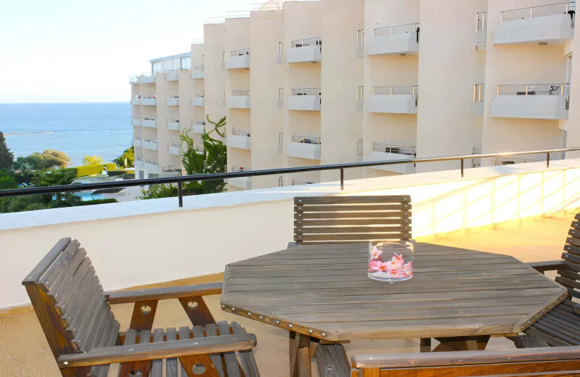 2-bedroom apartment for rent - 15819