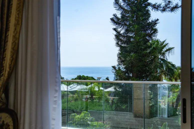 Квартира в Агиос Тихонас, Лимассол