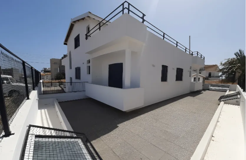 4-bedroom villa for sale - 15878