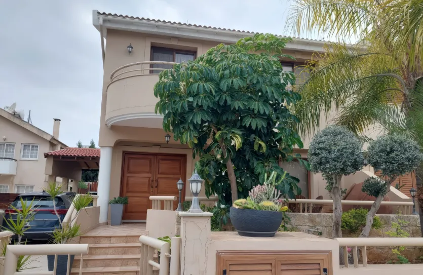 4-bedroom villa for sale - 15985