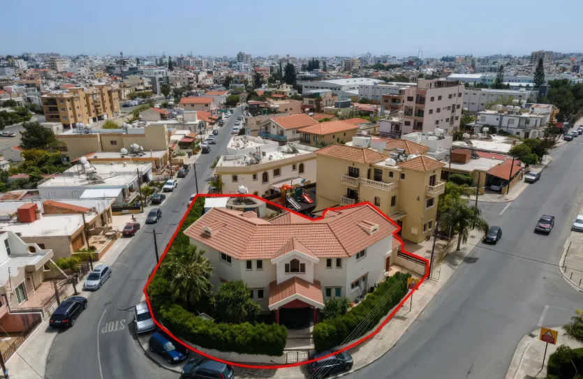 Дом с 4-мя спальнями продажа - 15986