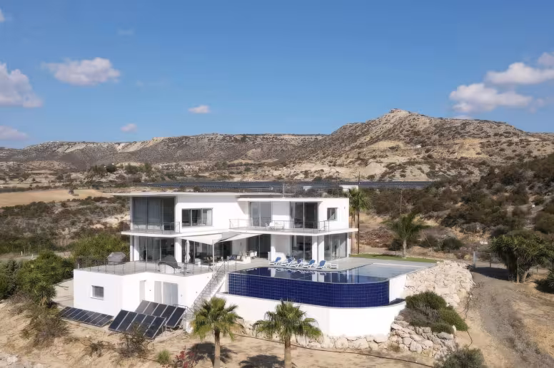 5 bedroom villa in Maroni, Larnaca