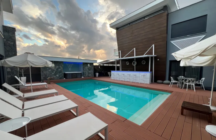 6-bedroom villa for rent - 16038