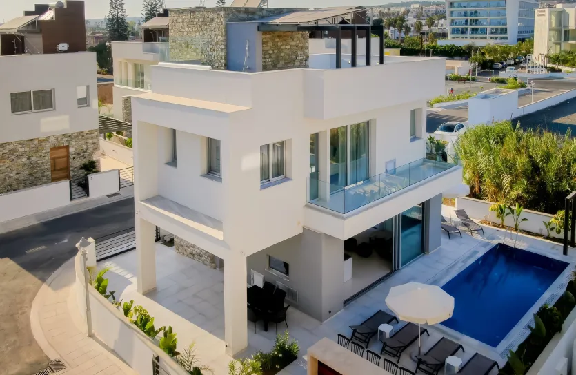 Дом с 4-мя спальнями продажа - 16106