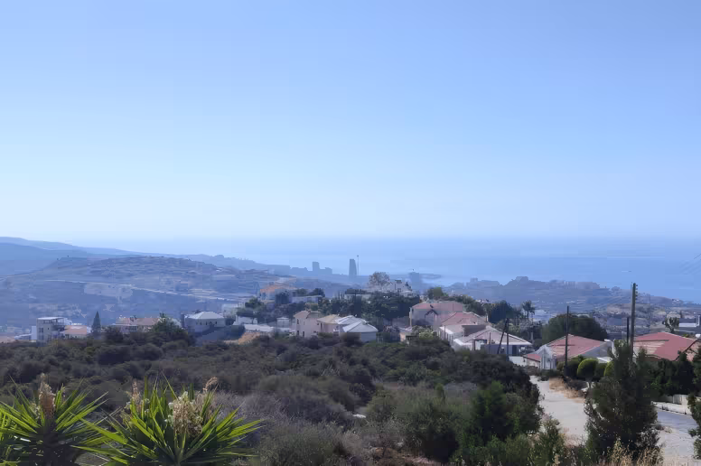 Residential plot in Agios Tychonas, Limassol