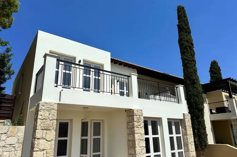 Дом в Куклии, Пафос