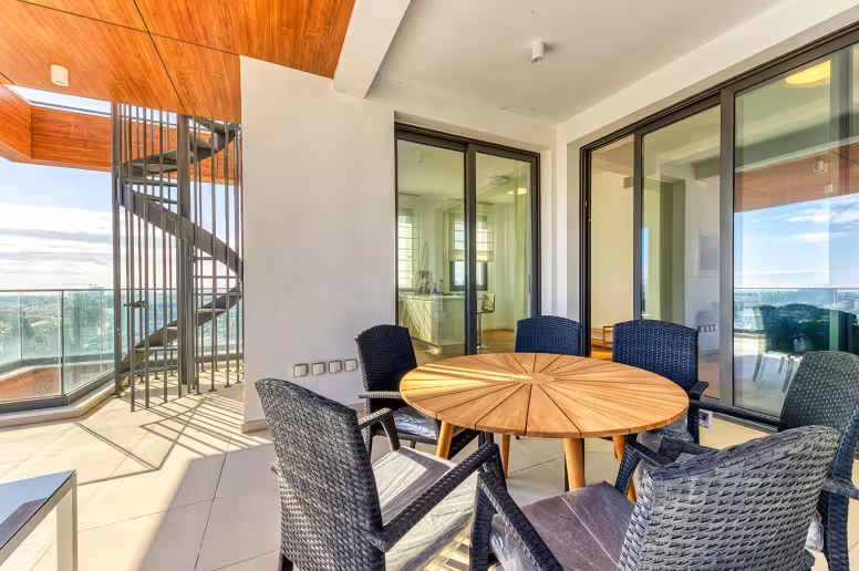 4 bedroom penthouse in Germasogeia, Limassol