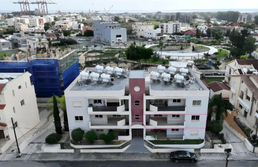 Квартира с 2-мя спальнями продажа - 16490