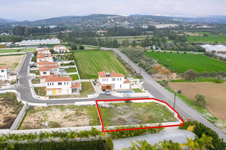 Residential plot in Larnaca, Kalavasos