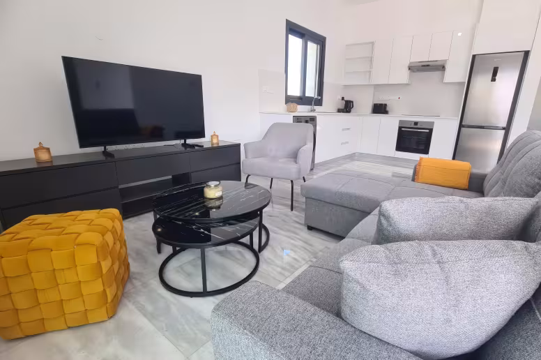 2 bedroom apartment in Mesa Geitonia, Limassol