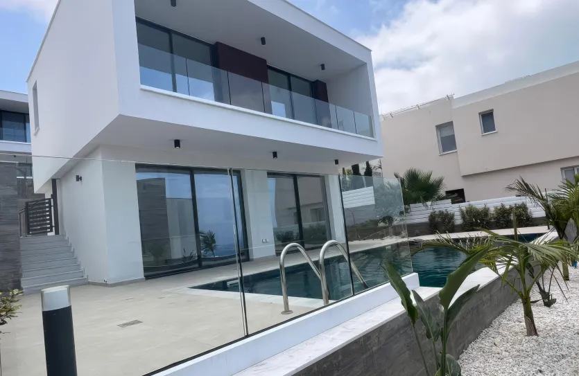 Дом с 3-мя спальнями продажа - 16682