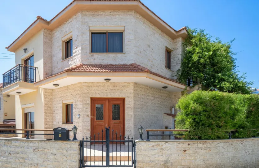 3-bedroom villa for rent - 16693