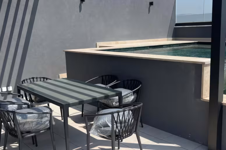 4 bedroom penthouse in Germasogeia, Limassol