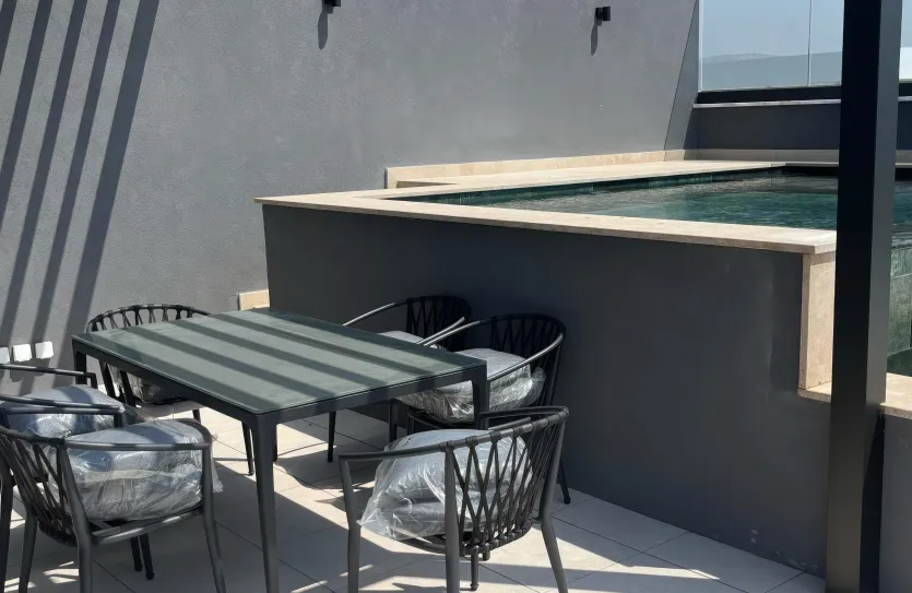 4-bedroom penthouse for rent - 16805