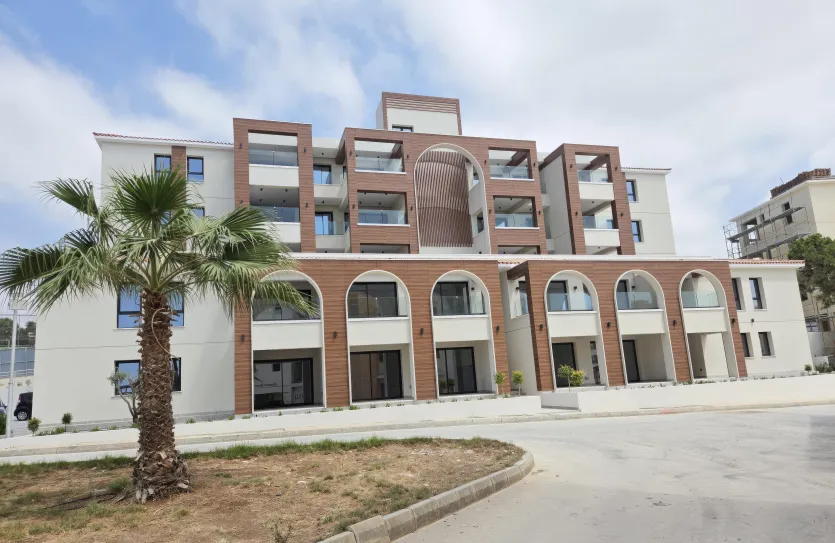 Квартира с 2-мя спальнями продажа - 16850