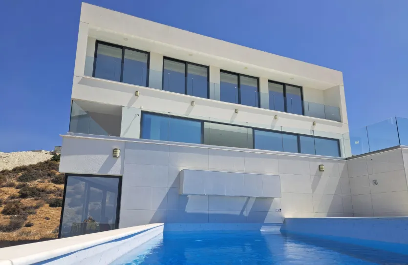 8-bedroom villa for sale - 16995