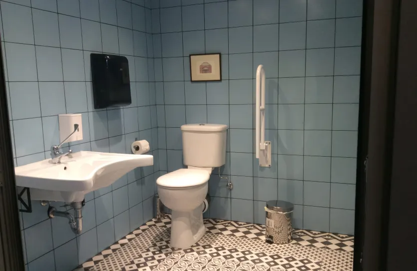 Коммерческое здание - 17621, photo 10