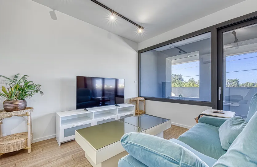 Апартамент с 2-мя спальнями аренда - 17700