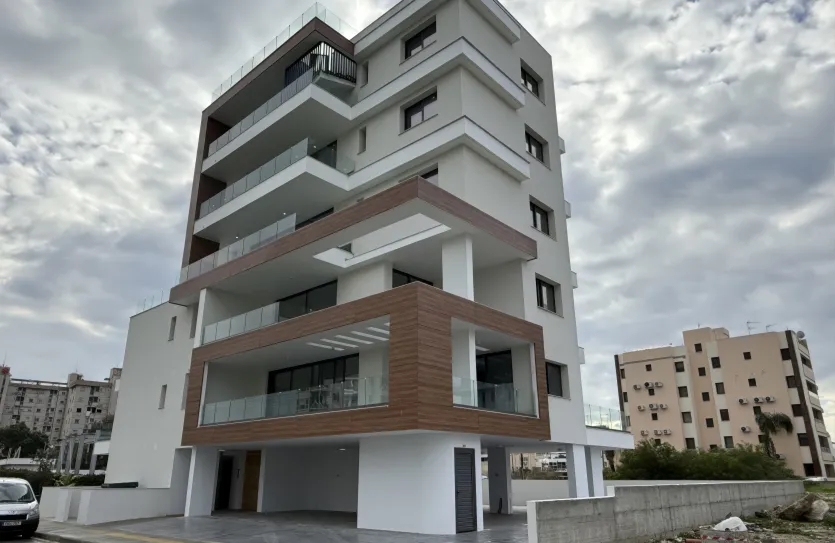 Квартира с 2-мя спальнями продажа - 17735