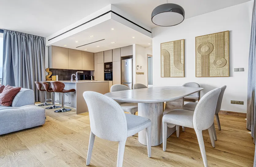 Апартамент с 2-мя спальнями аренда - 17947