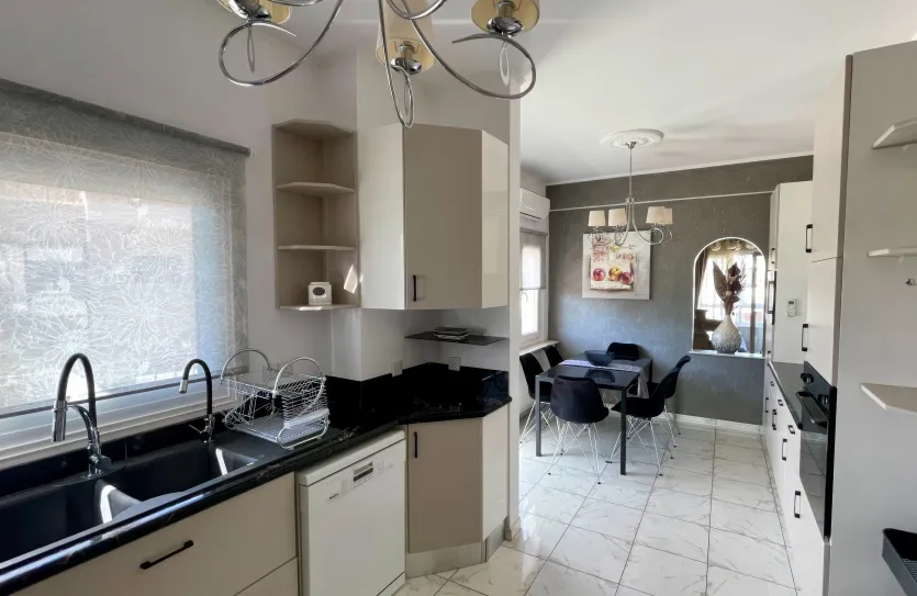 4-bedroom apartment - 17992, photo 2