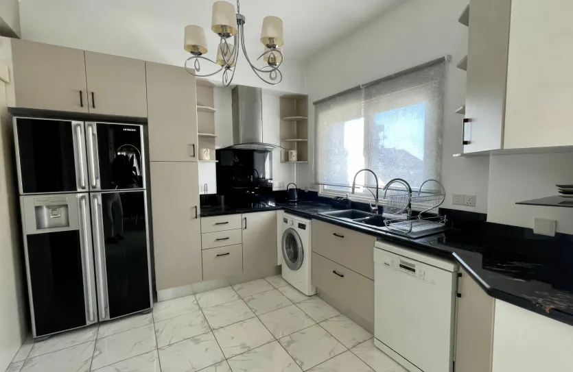 4-bedroom apartment - 17992, photo 3