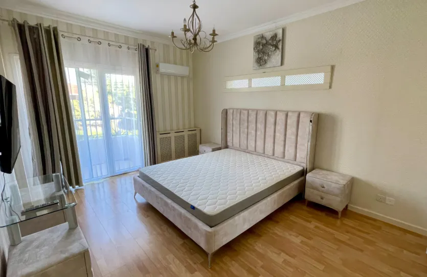 4-bedroom apartment - 17992, photo 5