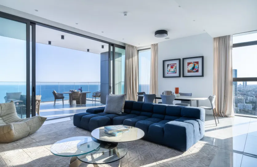 4-bedroom apartment for rent - 18027