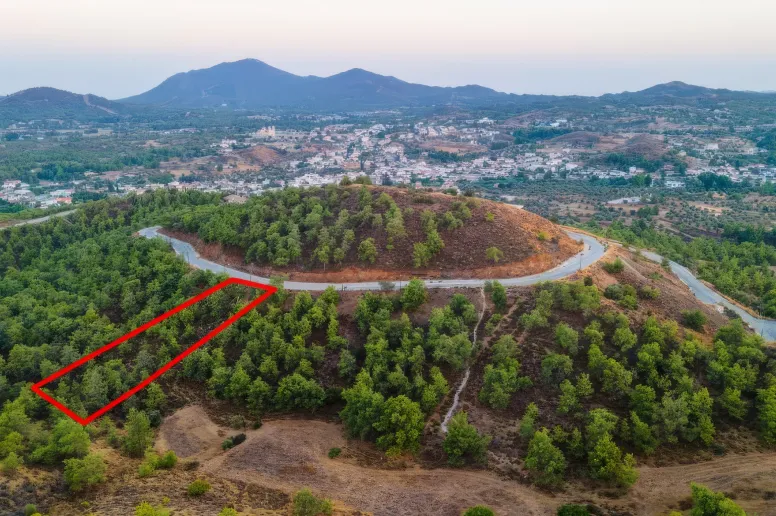 Residential plot in Kornos, Larnaca