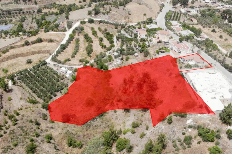Residential plot in Agia Marina Xyliatou, Nicosia
