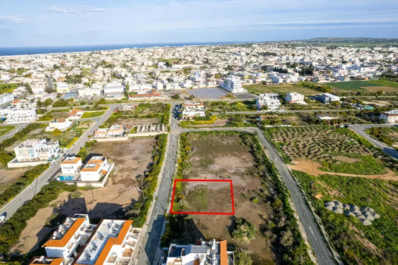 Residential plot in Famagusta, Paralimni