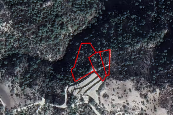 Agricultural land in Arminou, Paphos