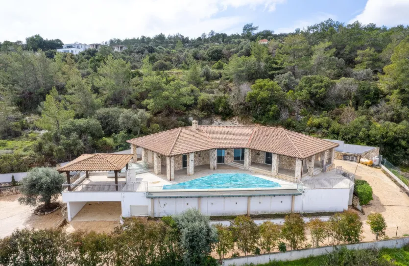 Дом с 3-мя спальнями продажа - 18335