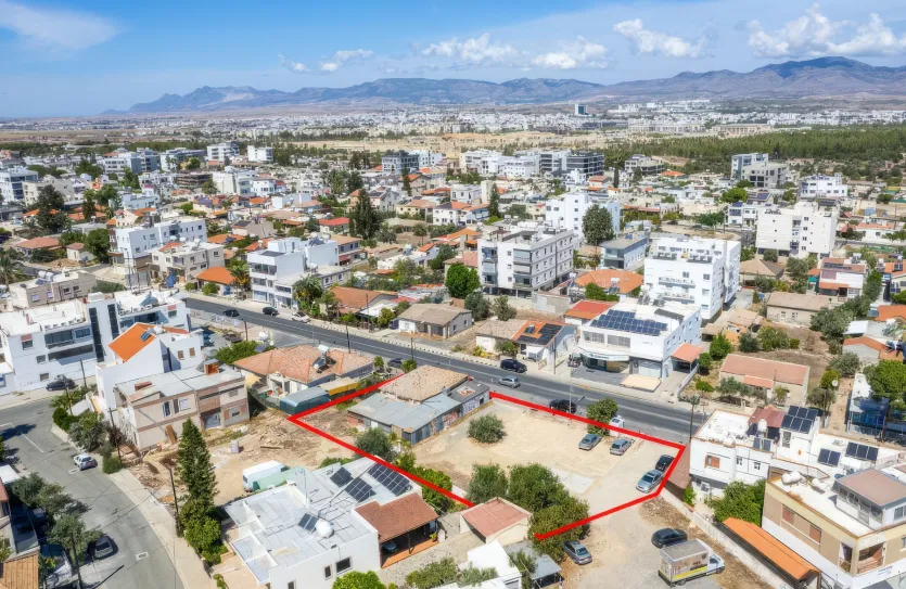 Участок для коммерческой застройки продажа - 18373